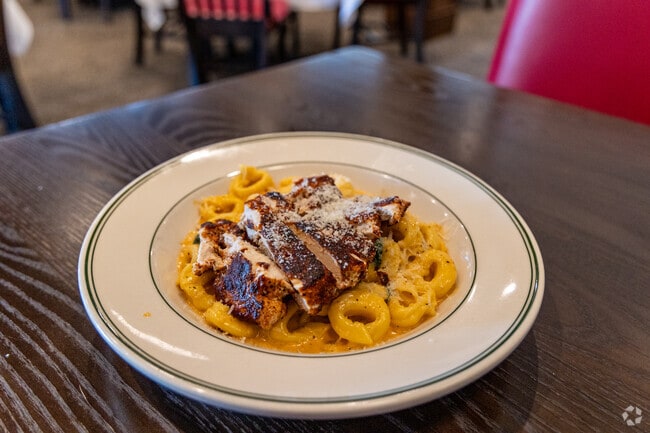 Amerigo Italian Restaurant features some of the best Italian dishes in South Huntsville.