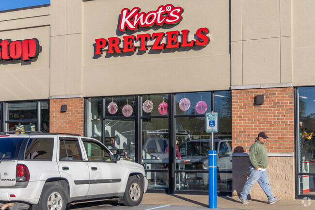 Upper Fairfield locals can grab a bite at Knot's Pretzels.