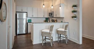 2891 Lewis St NW, Kennesaw, GA 30144