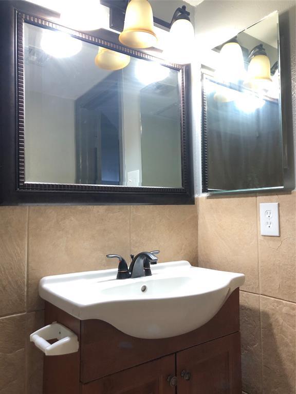 12955 Woodforest Blvd unit 3, Houston, TX 77015 - photo 7