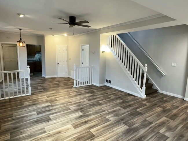 236 11th Ave S, South Saint Paul, MN 55075 - photo 4