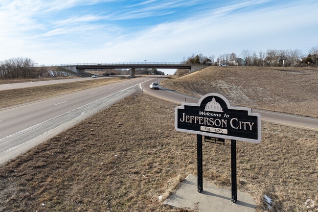 Explore the beauty of Jefferson City, home to art, history, and legislative action.