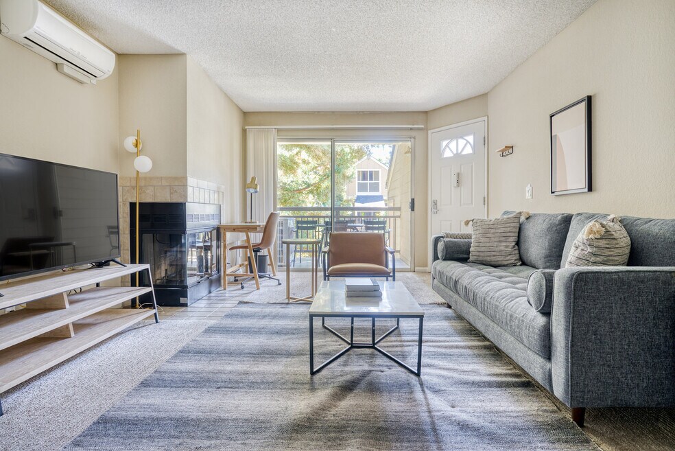 131 Saratoga Ave unit FL3-ID2105, Santa Clara, CA 95051 - photo 1