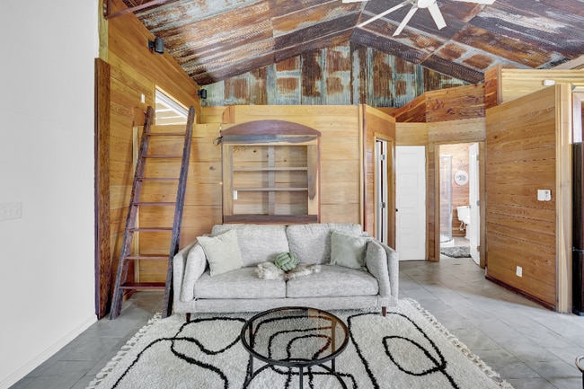 15460 Co Rd 3 unit B, Fairhope, AL 36532 - photo 3