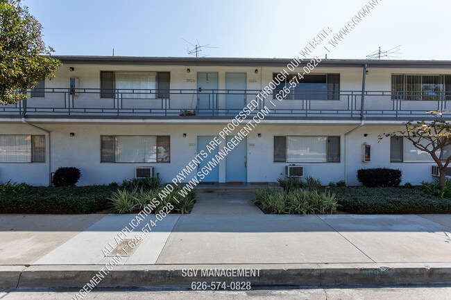 364 E Badillo St, Covina, CA 91723 - photo 4