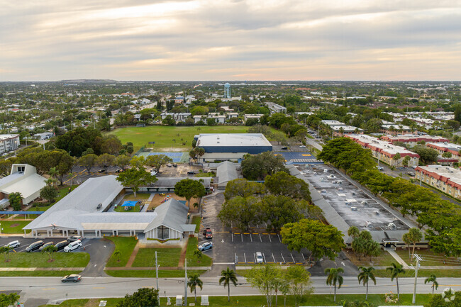 Somerset Academy Pompano Middle (6-8)