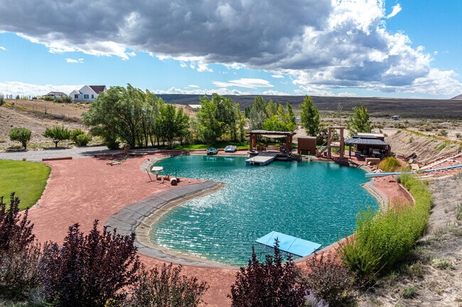 The Kern Oasis is the perfect summer getaway in the Mack neighborhood.