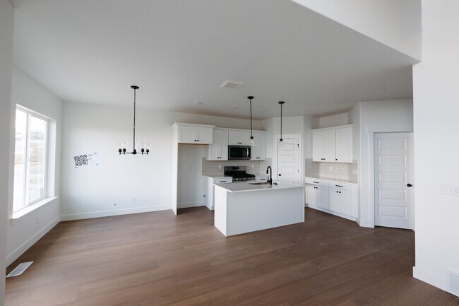 838 N Pugh Ln unit Lot 928, Saratoga Springs, UT 84045 - photo 7