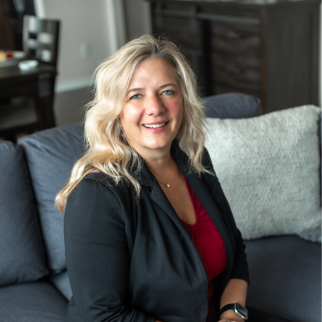 Lisa Armor Real Estate Agent in Brighton, MI