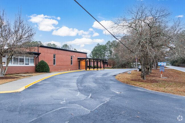 West Haralson Elementary School  is a public school located in Tallapoosa, GA.