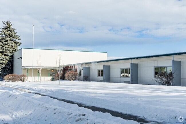 Heck/Quaw Elementary School offers safe and quality education in Bozeman.