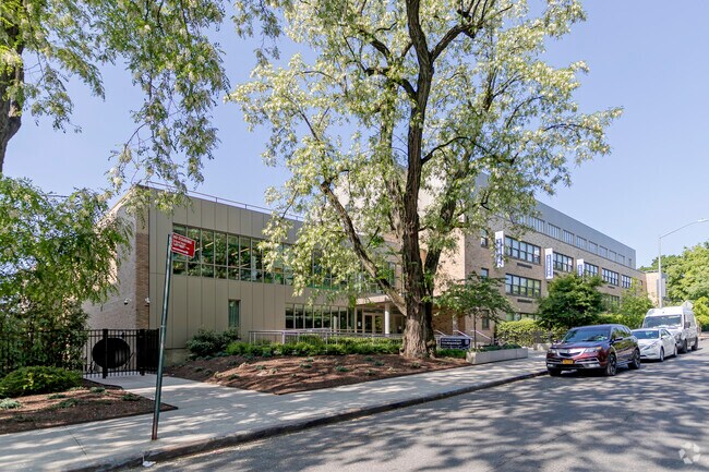 Icahn Charter School 3 is a private school located in Morris Park neighborhood of the Bronx.