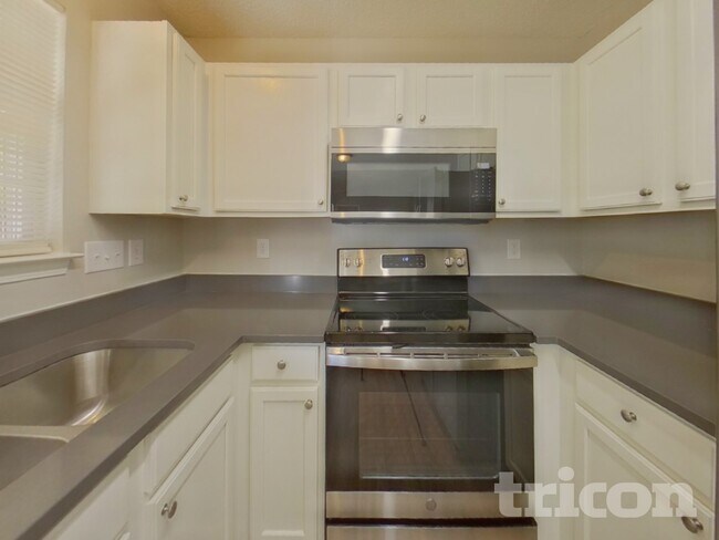 7112 Rumple Rd, Charlotte, NC 28262 - photo 6