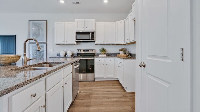 4258 Allsbrook Ln unit 1014, Leland, NC 28451 - photo 5