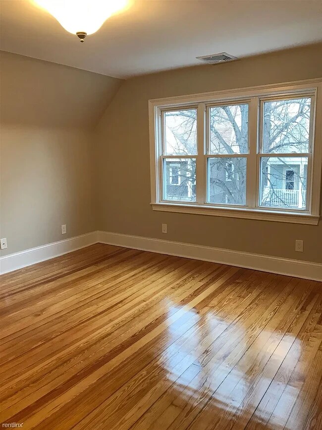 65 Wareham St unit 2, Medford, MA 02155 - photo 5