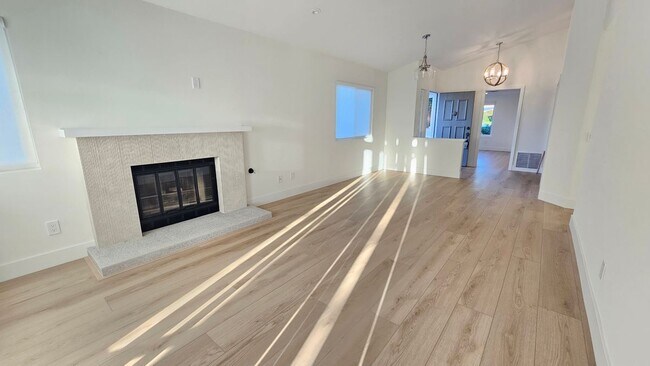 6853 Shearwaters Dr, Carlsbad, CA 92011 - photo 5