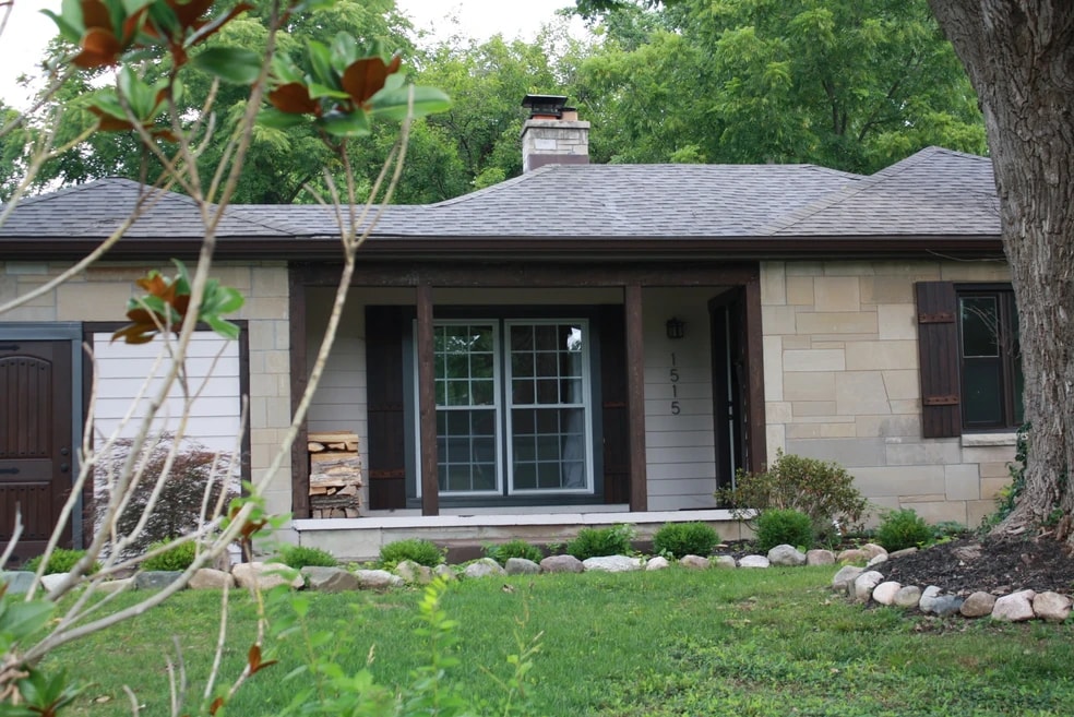 1515 E Maxwell Ln, Bloomington, IN 47401 - photo 1