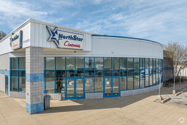 Rockford's NorthStar Cinema offers movie theaters with stadium seating near Courtland Township.