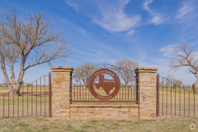 River Creek Park Golf Course is a short drive from Burkburnett, making it easy for locals to enjoy.