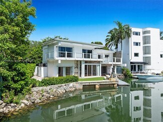 2120 S Bayshore Dr, Miami, FL 33133