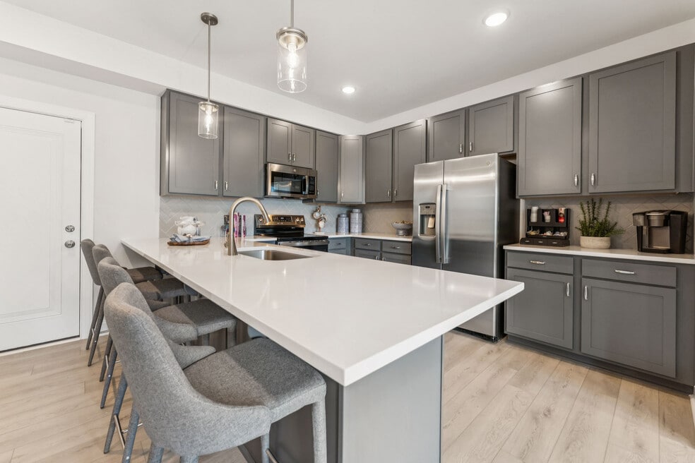 Raven Ridge Place - Condos unit 101, North Raleigh, NC 27614 - photo 1