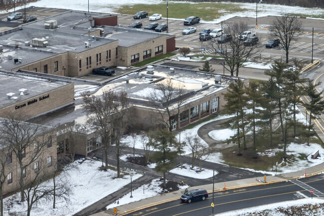 Carson Middle School serves grades 6-8.