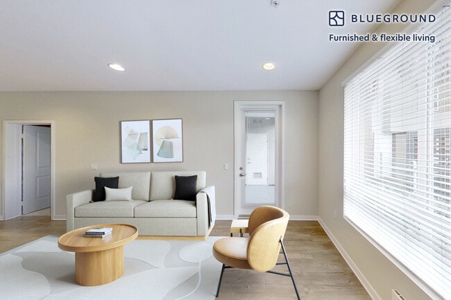 2777 Alton Pkwy unit FL1-ID10091A, Irvine, CA 92606 - photo 2