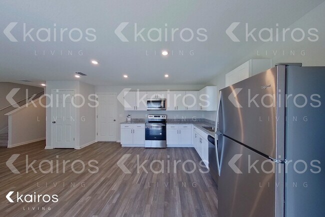 1762 Nebraska Loop, Sumterville, FL 33585 - photo 7