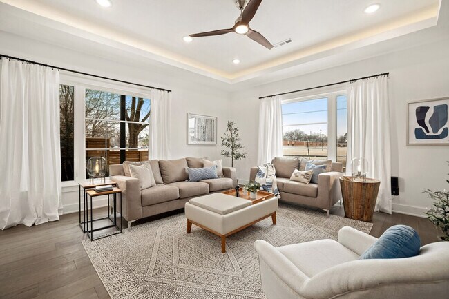 1160 NW D St unit ID1221808P, Bentonville, AR 72712 - photo 2