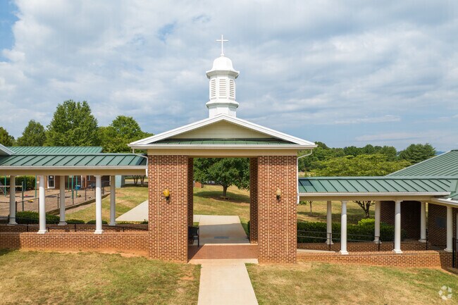New Covenant School offers each child personalized attention.