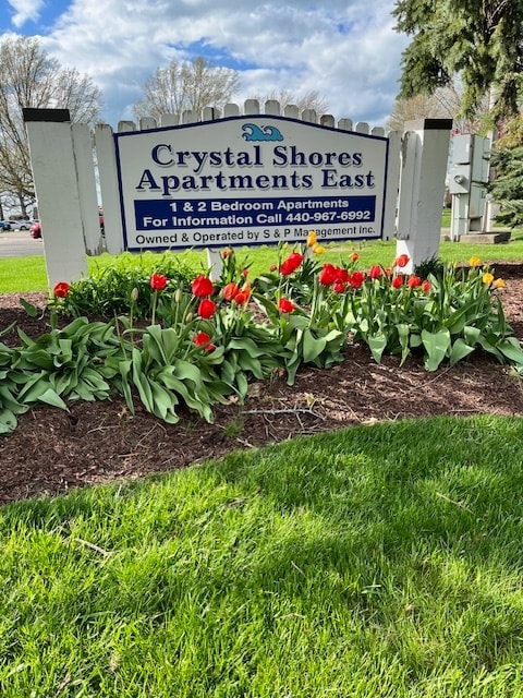 Crystal Shores Community