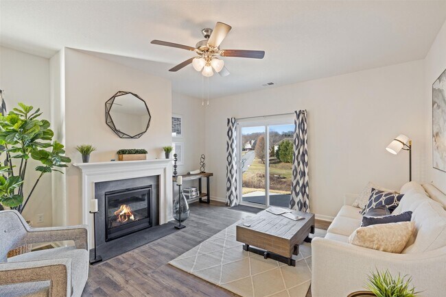 8315 Watercolour Ln unit 36207715, Ooltewah, TN 37363 - photo 7