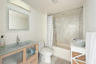 90 Alton Rd, Miami Beach, FL 33139