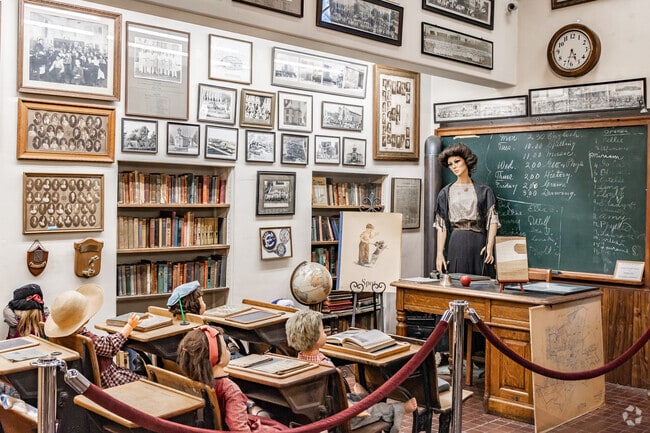 Experience life in the times of the Santa Fe Trail at the El Monte History Museum.