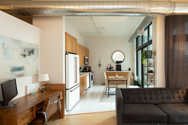 740 W Fulton St unit 804, Chicago, IL 60661 - photo 3