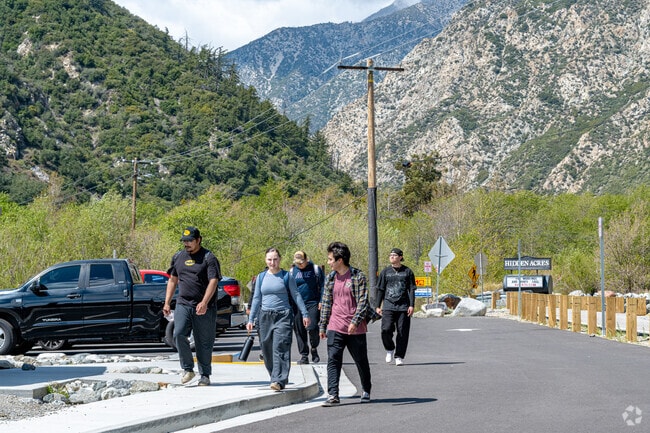 Bonita Falls Trail offers an easy hike to one of Southern California’s tallest waterfalls.