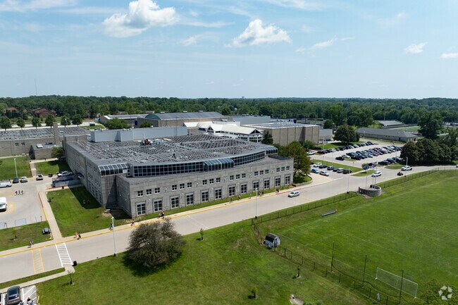 71% of Bloomington High School South students are at least proficient in reading.