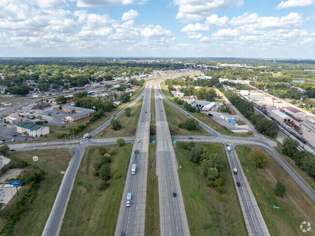 Neighbors Who Care offers quick access to US 218, simplifying daily commutes.