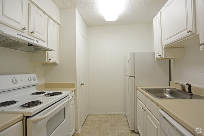 Cedarwood, Gretna, LA 70056 - photo 4