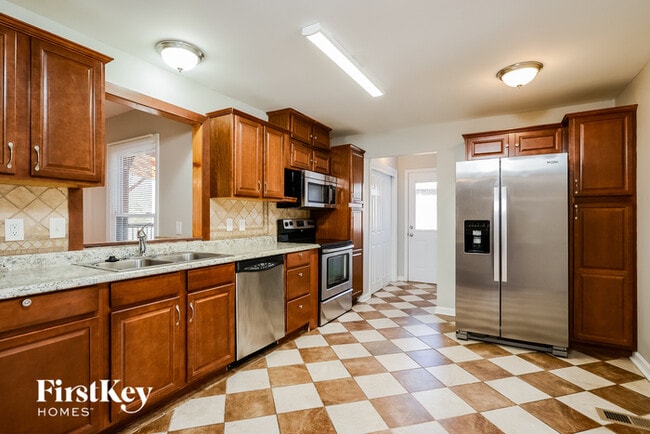 5302 Broadmoor Place, Greensboro, NC 27410 - photo 6