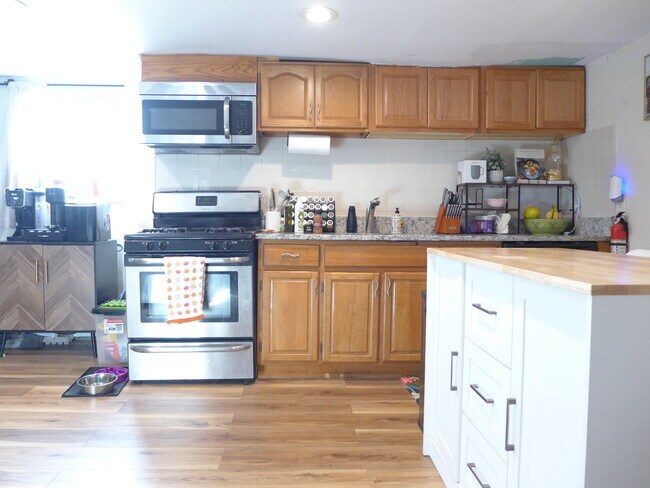 832 Parker St unit B, Boston, MA 02120 - photo 7