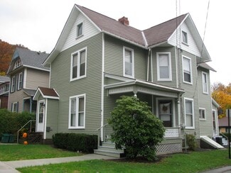 406 Poplar St Unit Upper -Unit B, Warren, PA 16365