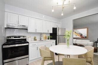 7200 Marion Ave unit 413, Levittown, PA 19055 - photo 2