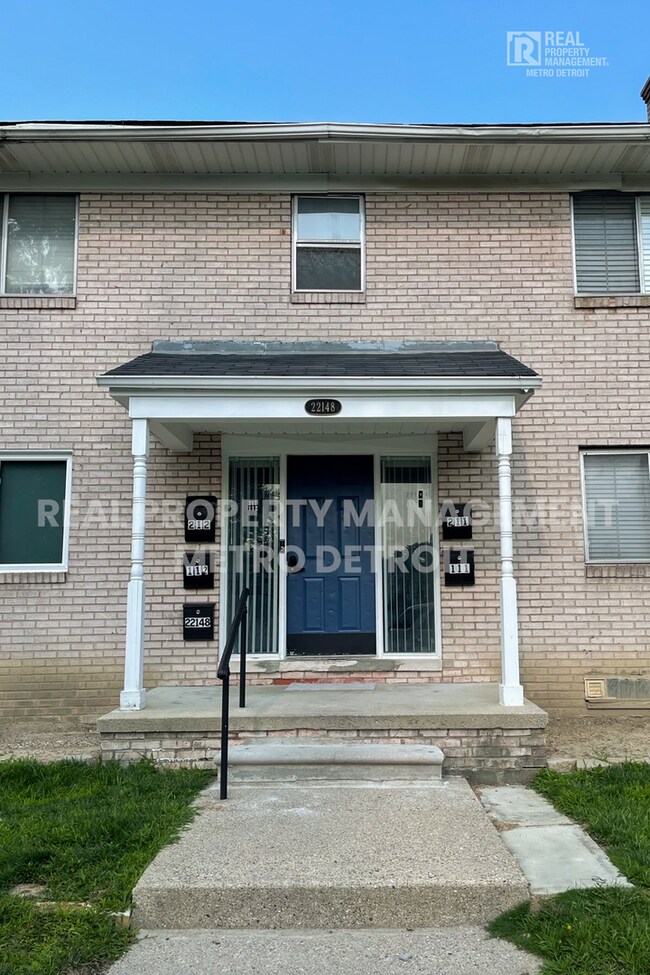 22148 Dante St Unit 212, Oak Park, MI 48237