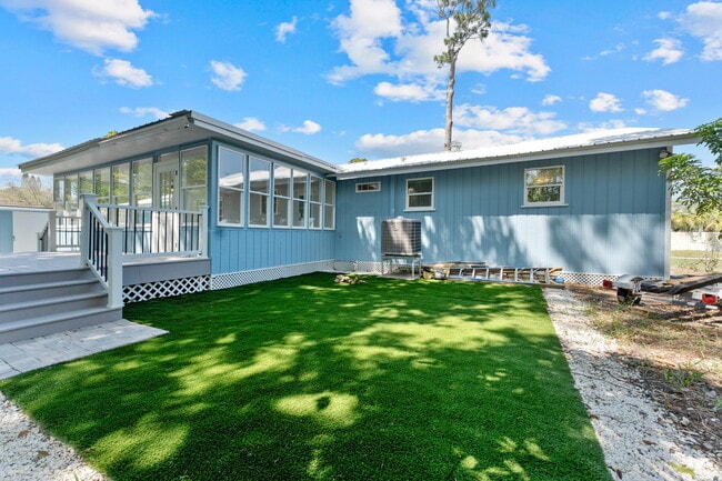 3100 Mildred Dr, Palm Harbor, FL 34684 - photo 3