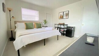 1521 NE 51st St, Fort Lauderdale, FL 33334