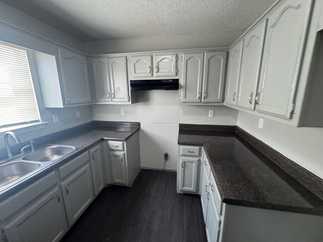 10101 Stephenson Ln, Olive Branch, MS 38654 - photo 4