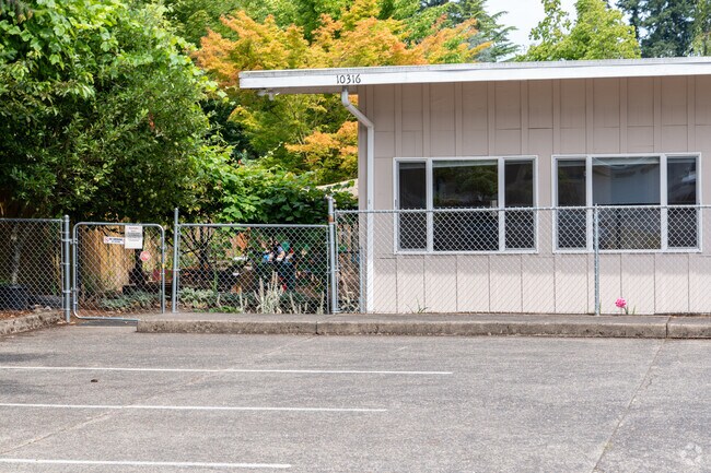 Skinner Elementary Montessori School 05