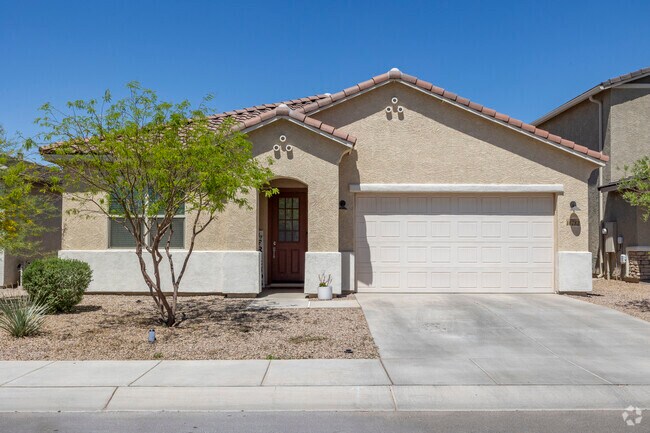 Spanish Revival homes line the streets of Gladden Farms.