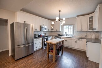 401 S Main St, Newberg, OR 97132